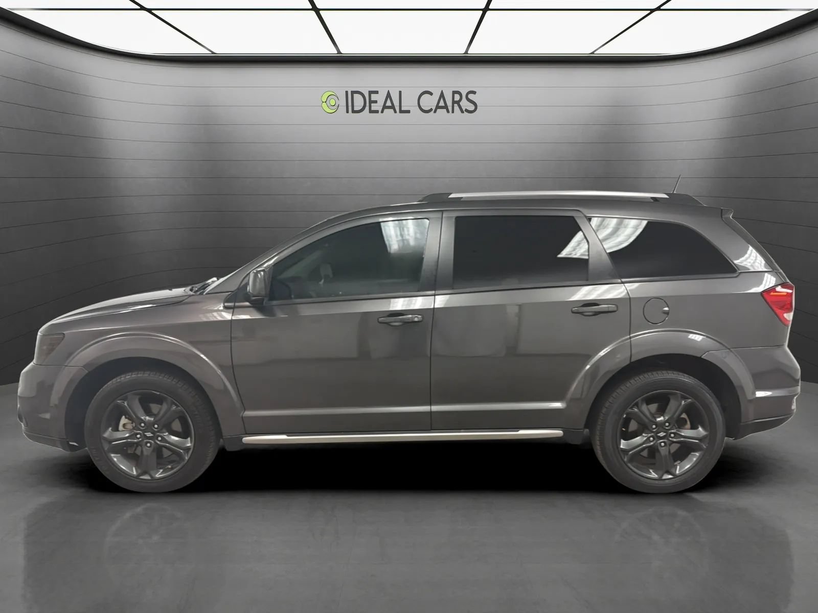 Used 2019 Dodge Journey Crossroad FWD image 8