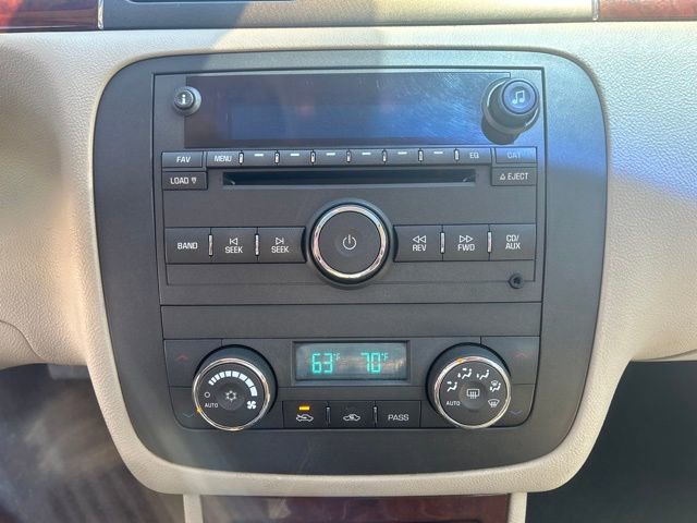 Used 2006 Buick Lucerne CXS w/ Driver Confidence Package FWD image 13