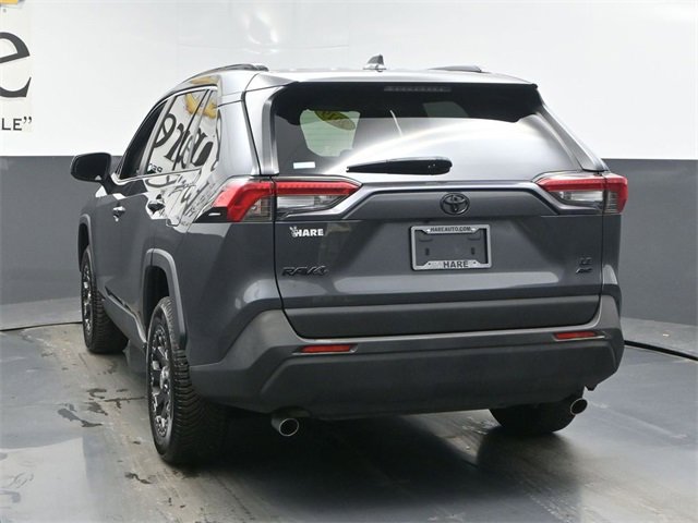 Used 2019 Toyota RAV4 LE image 34