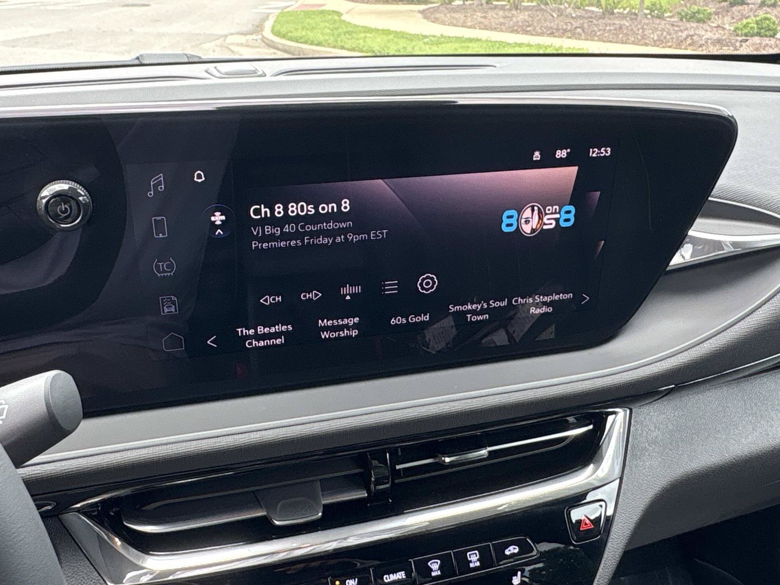 Used 2026 Buick Envista Avenir FWD image 23
