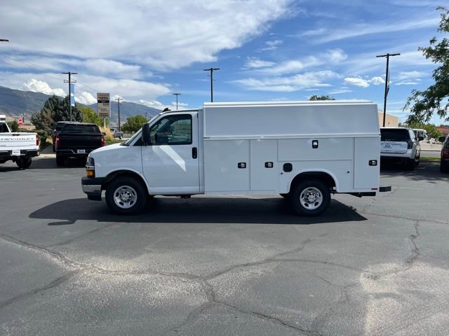 New 2025 Chevrolet Express 3500 Work Van w/ Power Convenience Package image 4