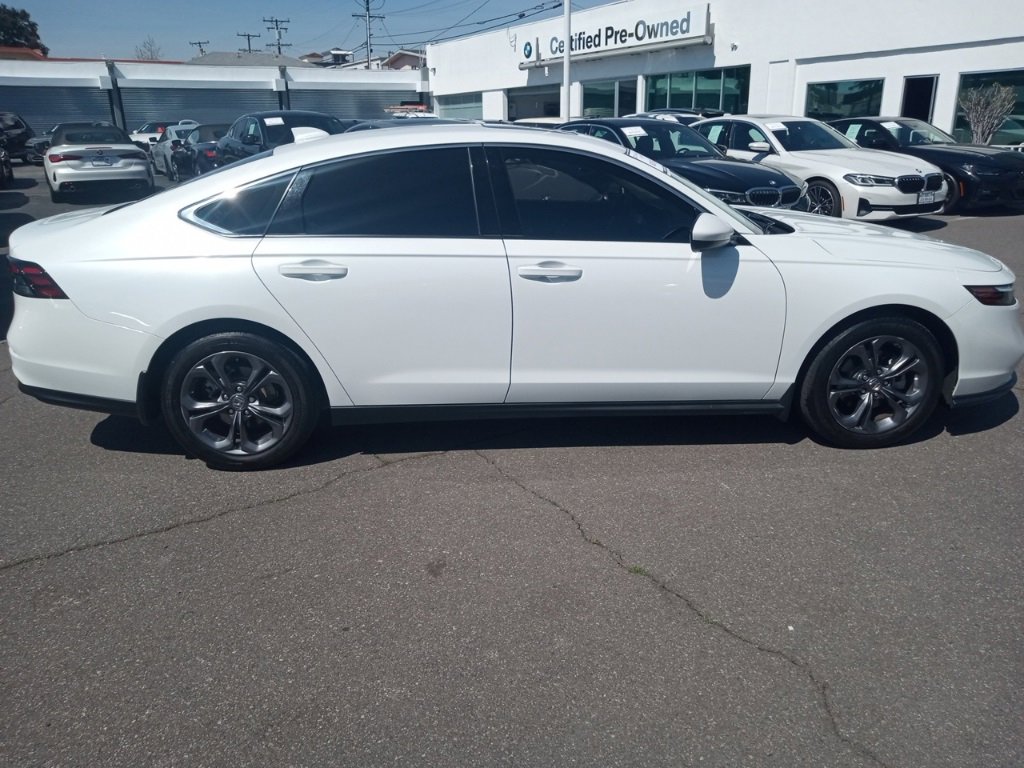 Used 2023 Honda Accord EX image 2