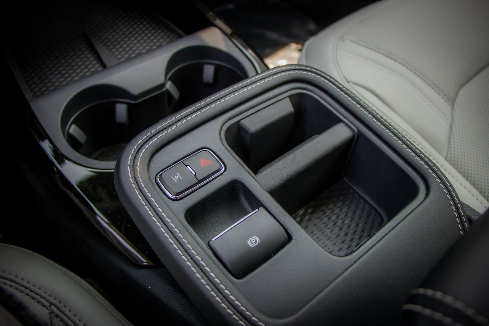 New 2025 Ford Mustang Mach-E Premium image 39