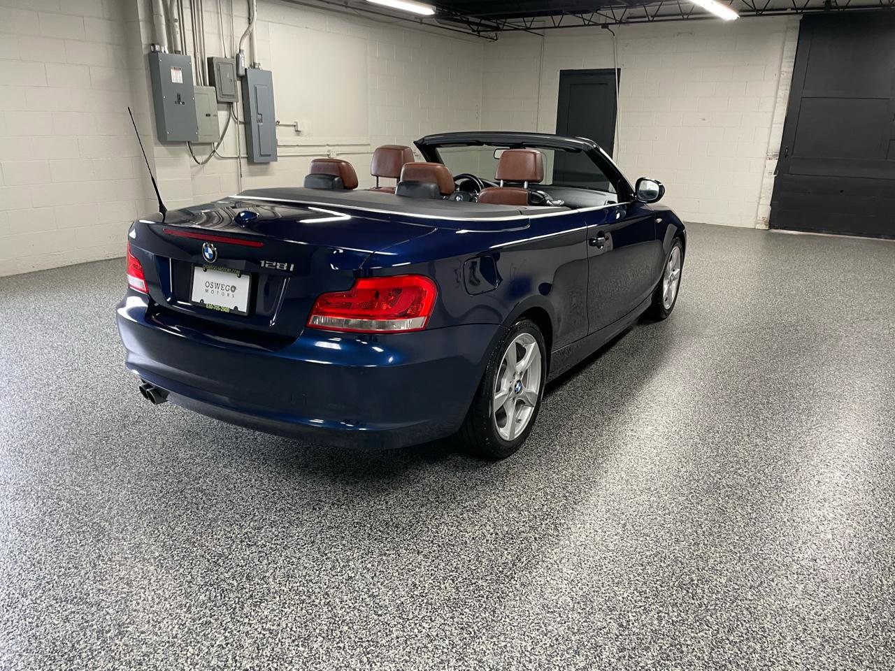 Used 2013 BMW 128i Convertible RWD image 12