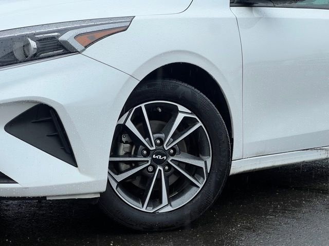 Certified 2023 Kia Forte LXS w/ LXS Technology Package FWD image 2