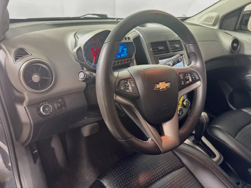 Used 2015 Chevrolet Sonic LTZ FWD image 9