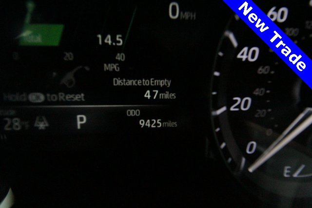 Used 2022 Toyota Highlander XLE image 7