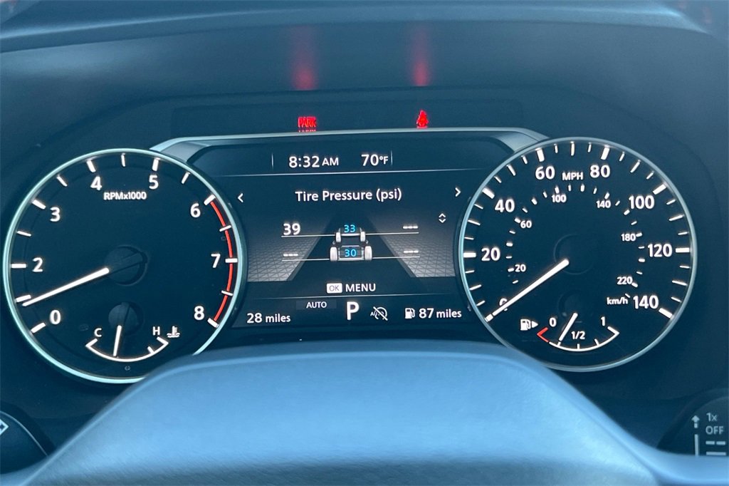 Used 2025 Nissan Rogue SV image 26