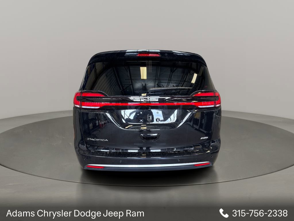 New 2027 Chrysler Pacifica Select AWD/4WD image 7