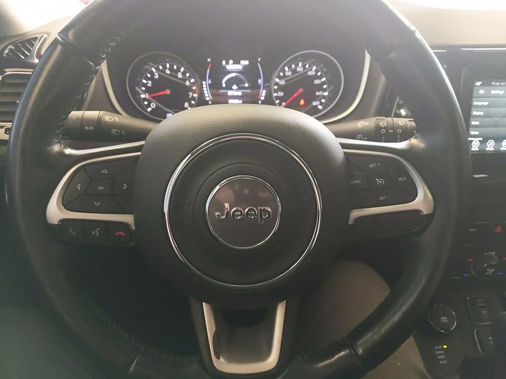 Used 2020 Jeep Compass Latitude AWD/4WD image 15