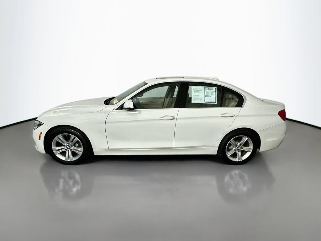 Used 2016 BMW 328i xDrive Sedan AWD/4WD image 4