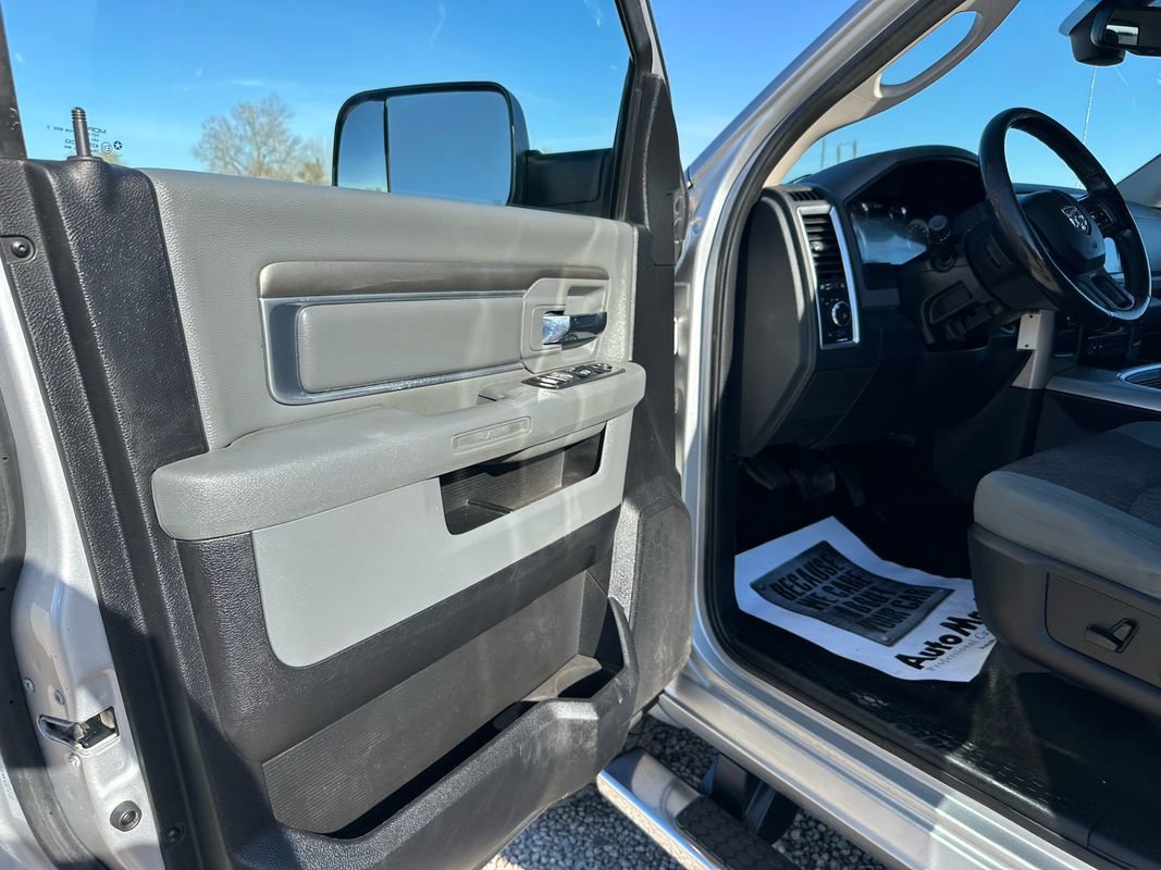 Used 2017 RAM 2500 Big Horn image 33
