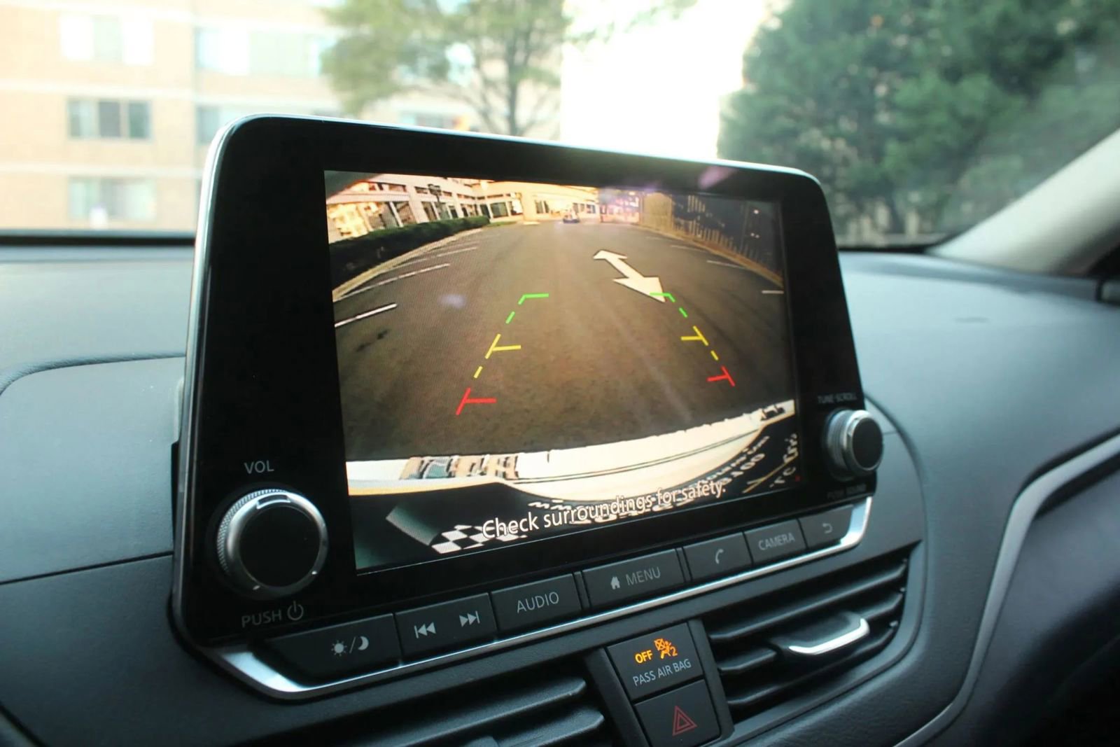 Used 2022 Nissan Altima 2.5 SV AWD/4WD image 37