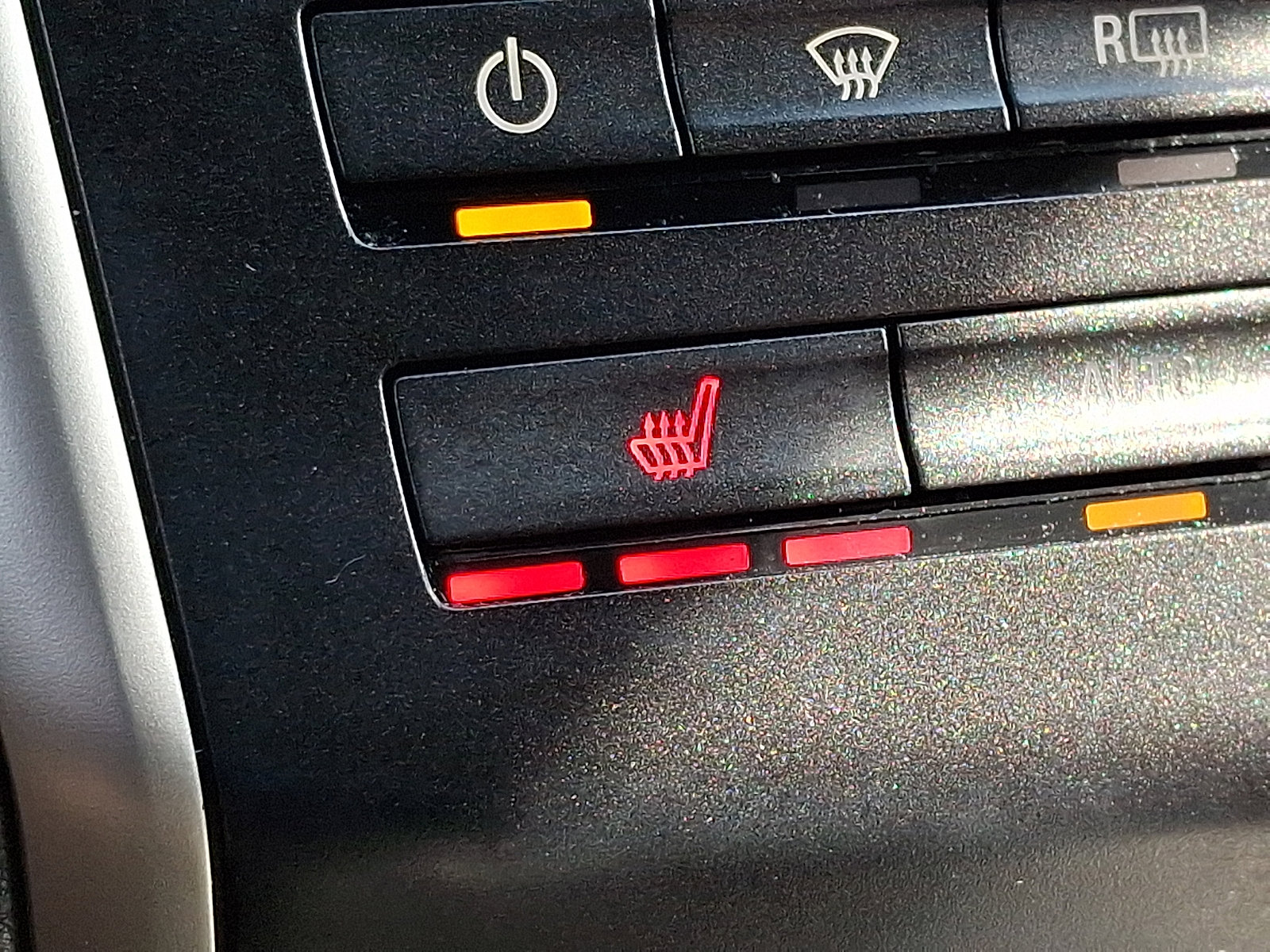 Used 2018 Lincoln MKC Premiere image 26