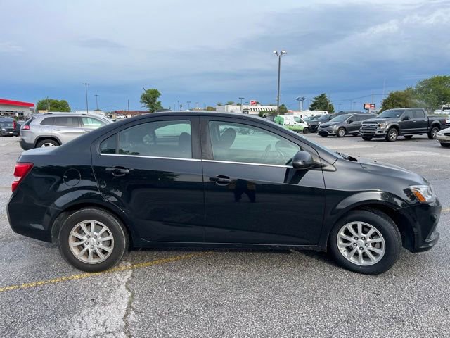 Used 2019 Chevrolet Sonic LT FWD image 7