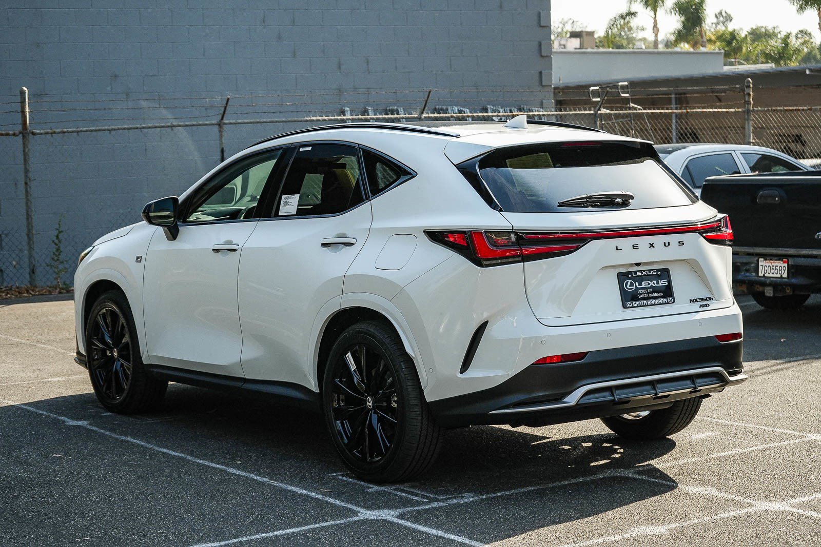 New 2026 Lexus NX 350h F Sport AWD/4WD image 4