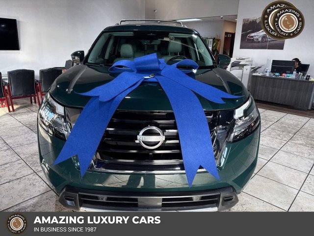 Used 2023 Nissan Pathfinder SL