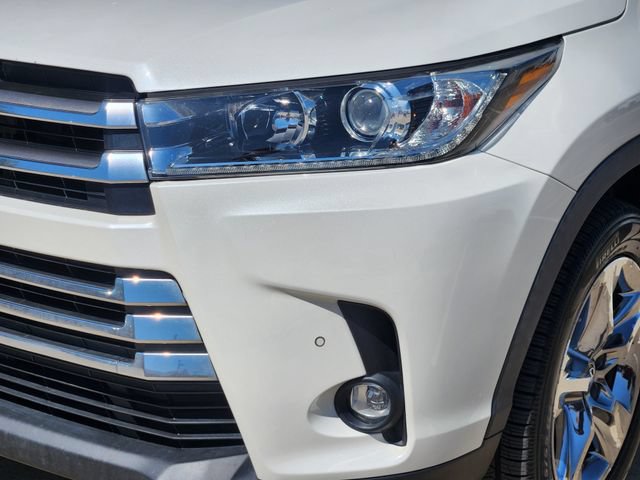 Used 2019 Toyota Highlander Limited Platinum AWD/4WD image 17