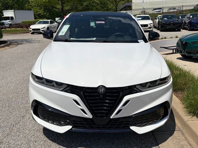 New 2026 Alfa Romeo Tonale w/ Active Assist Package AWD/4WD image 3