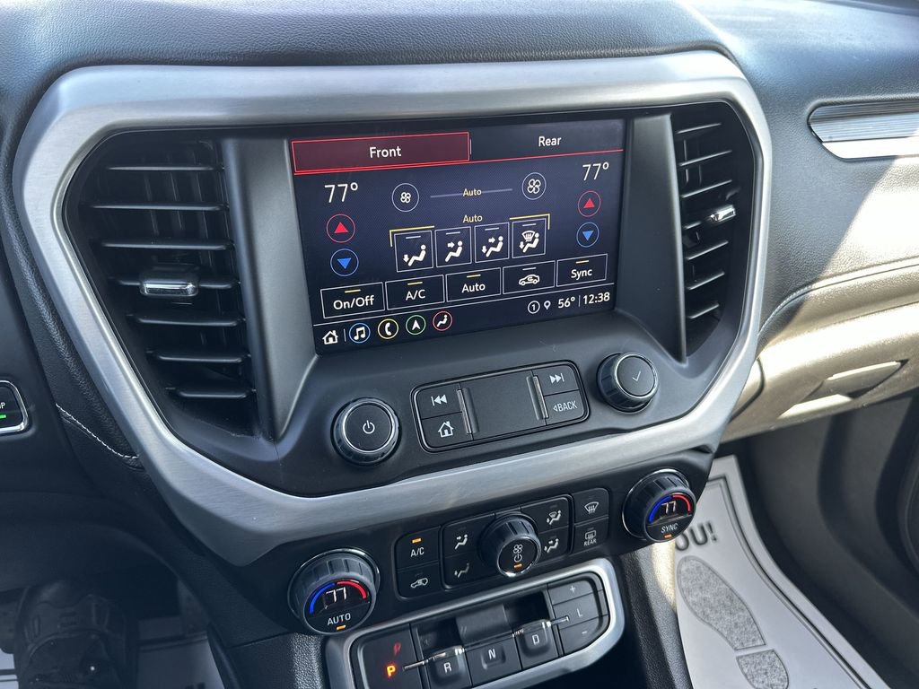 Used 2023 GMC Acadia SLT image 18