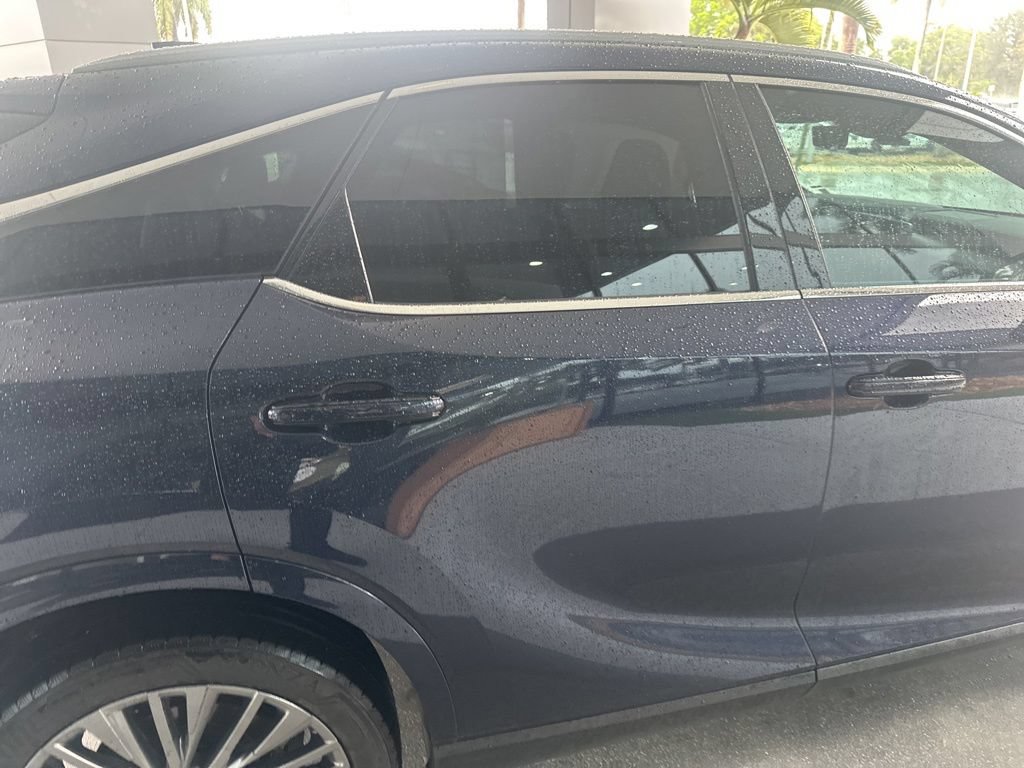 Used 2024 Lexus RX 350 FWD w/ Convenience Package image 9
