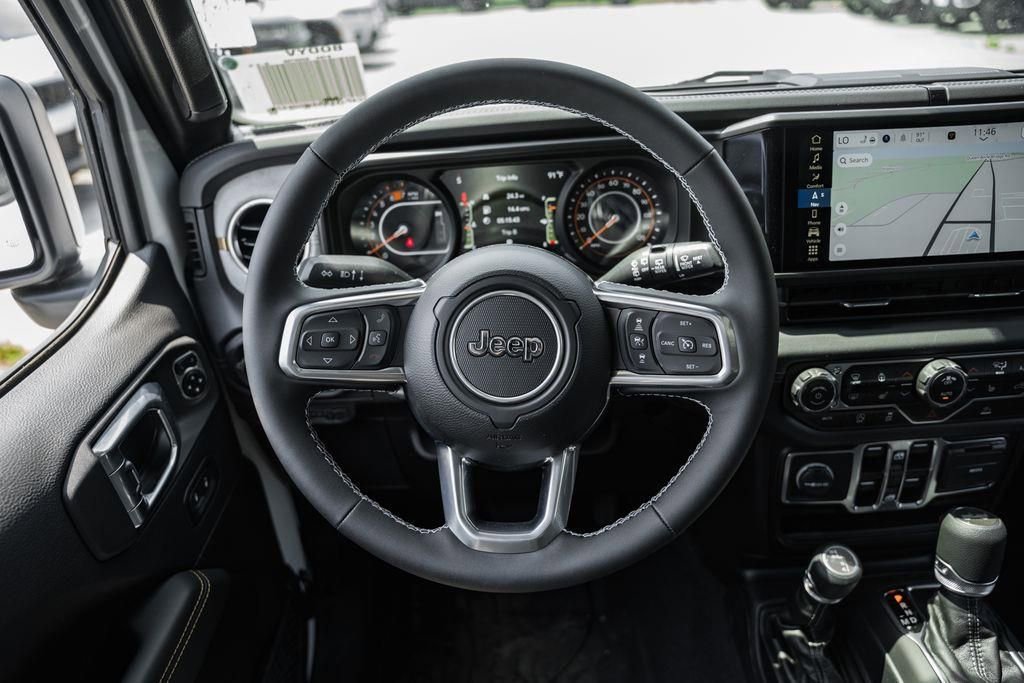New 2025 Jeep Wrangler Sahara w/ Technology Group image 31