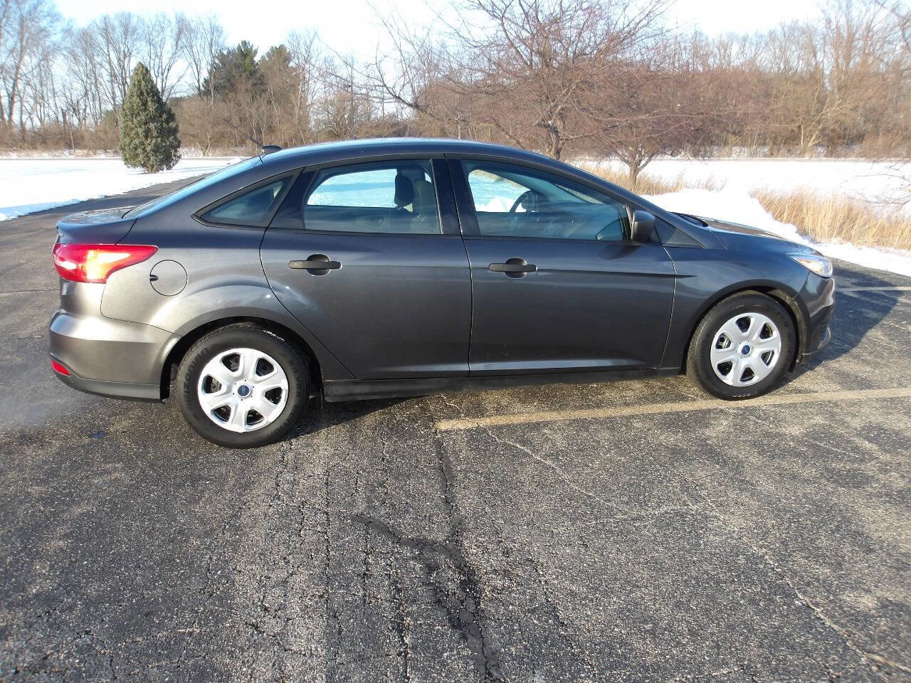 Used 2018 Ford Focus S image 11