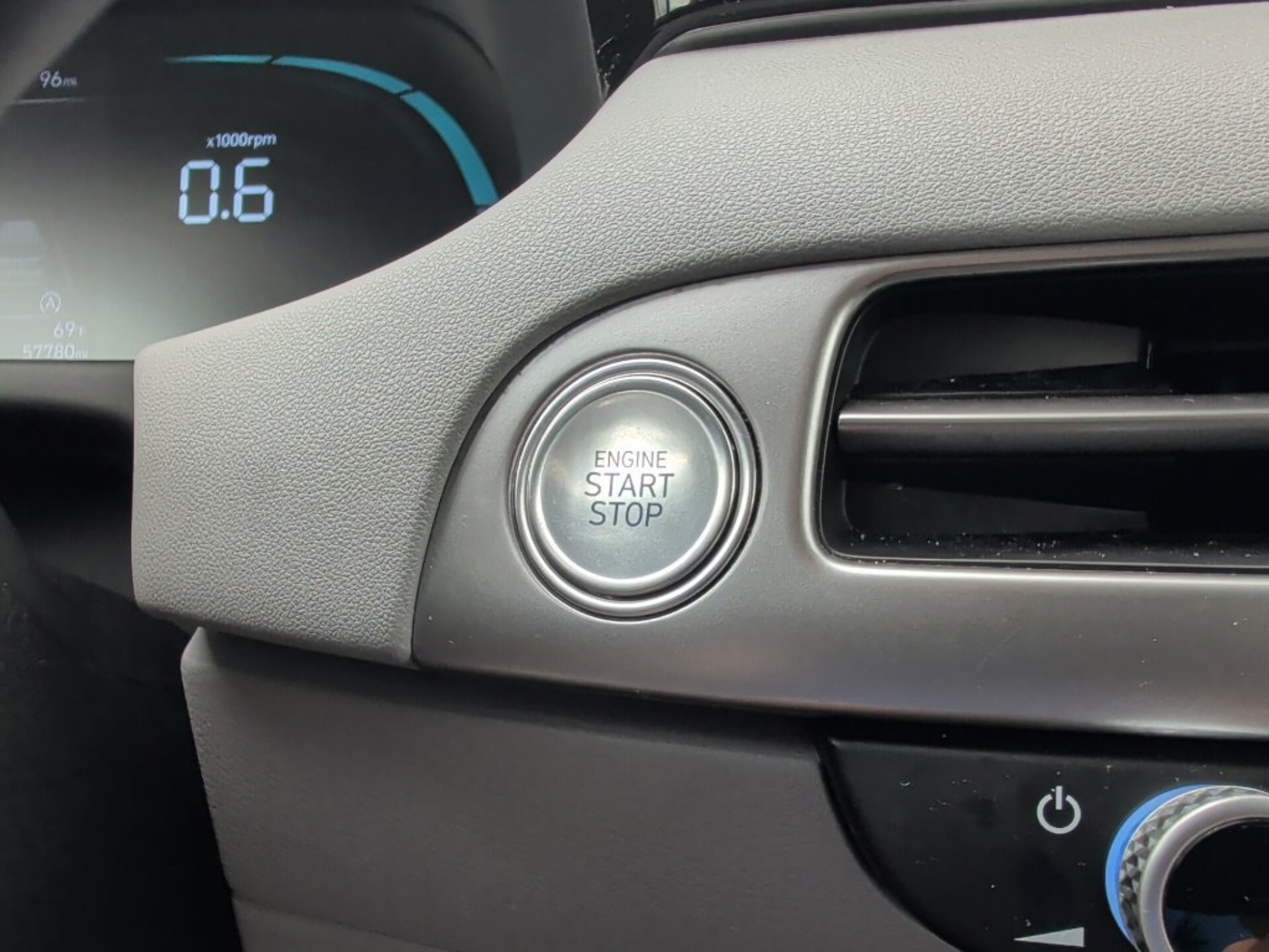 Used 2024 Hyundai Palisade SEL FWD image 23
