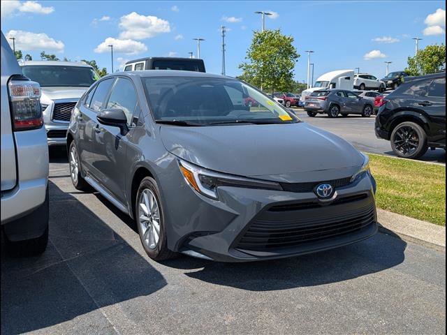 Used 2024 Toyota Corolla LE w/ LE Convenience Package FWD video 2