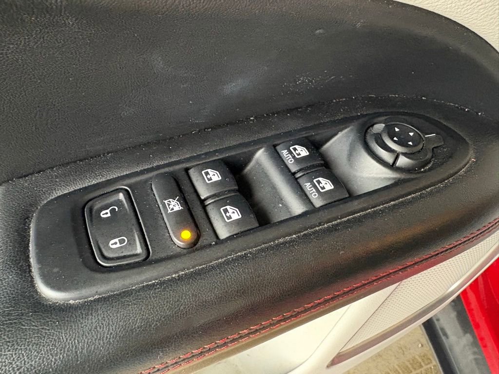 Used 2017 Jeep Compass Limited image 19