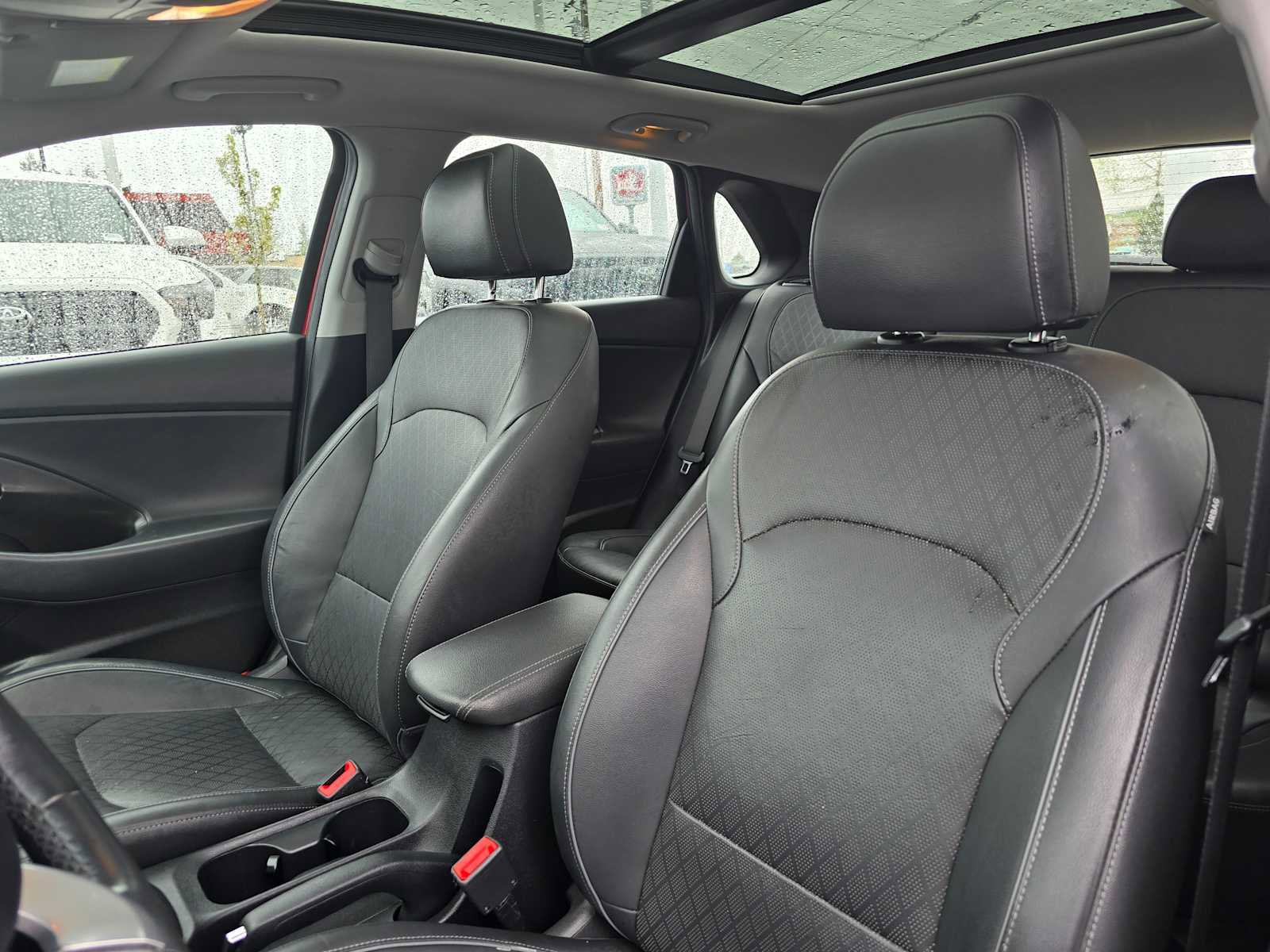 Used 2020 Hyundai Elantra GT w/ Style Package 02 image 21