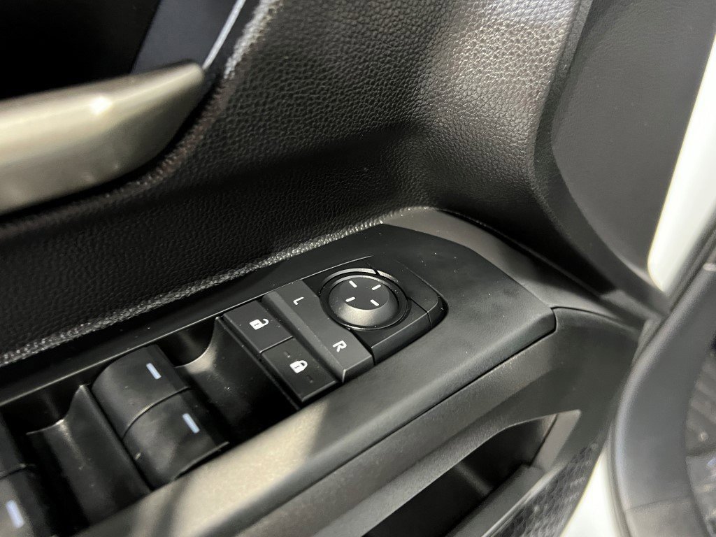 Used 2025 Toyota Tacoma Limited image 25