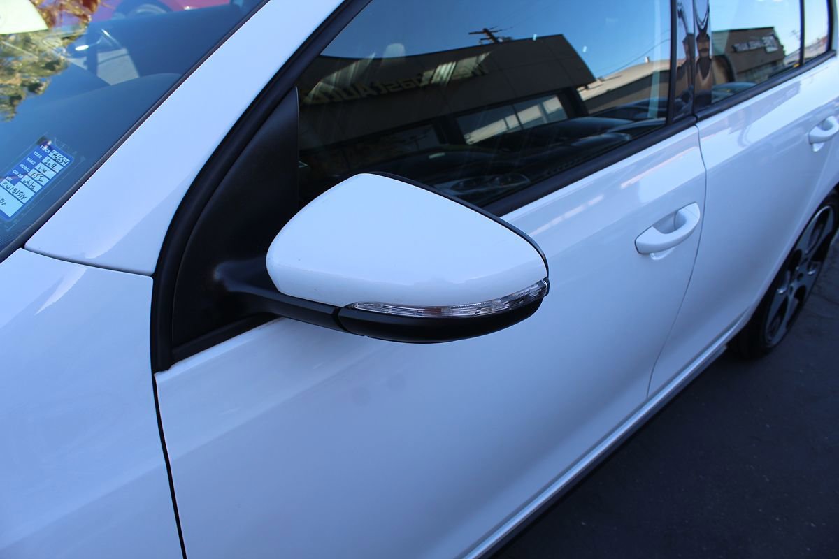 Used 2012 Volkswagen Golf 4-Door FWD image 12