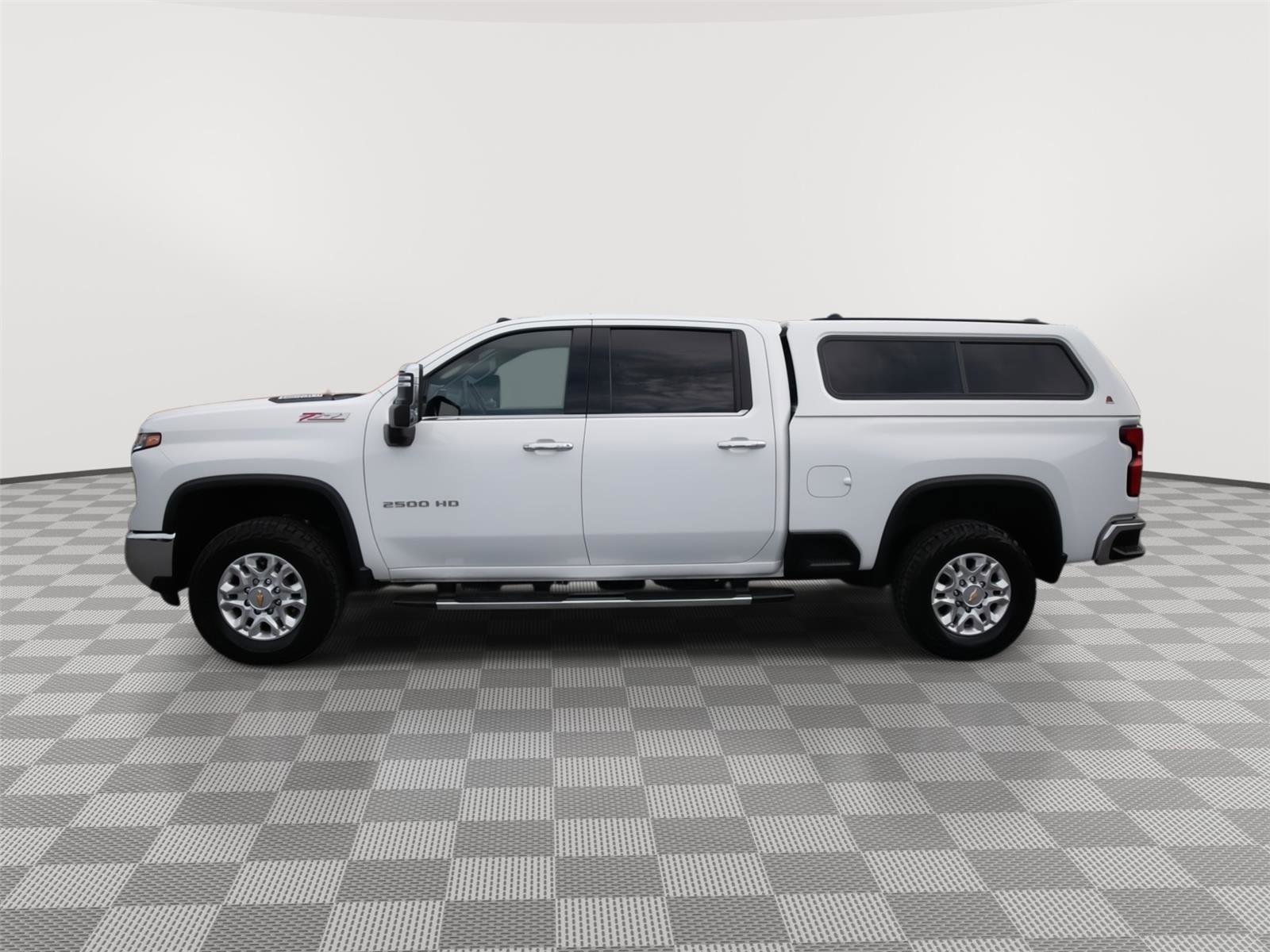 Certified 2024 Chevrolet Silverado 2500 LTZ w/ LTZ Convenience Package image 7