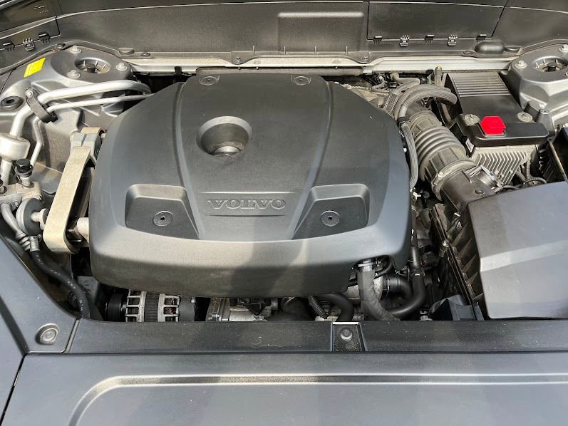 Used 2018 Volvo XC90 T6 Momentum w/ Convenience Package image 29