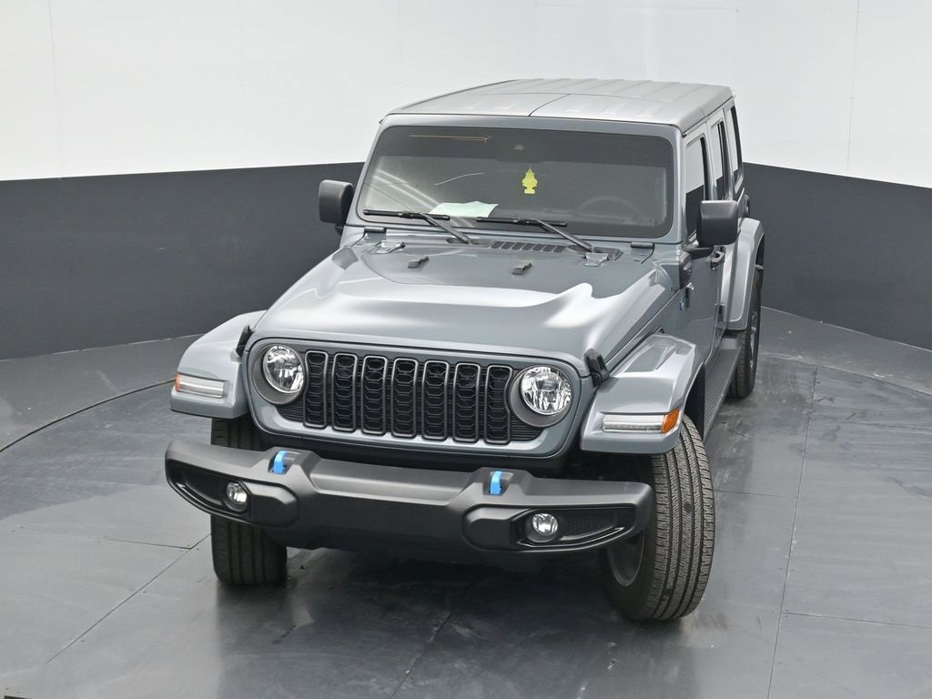 Used 2024 Jeep Wrangler Unlimited w/ Convenience Group image 38