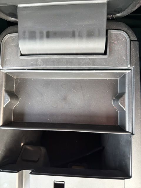 Certified 2022 Ford Explorer XLT w/ Equipment Group 202A image 38