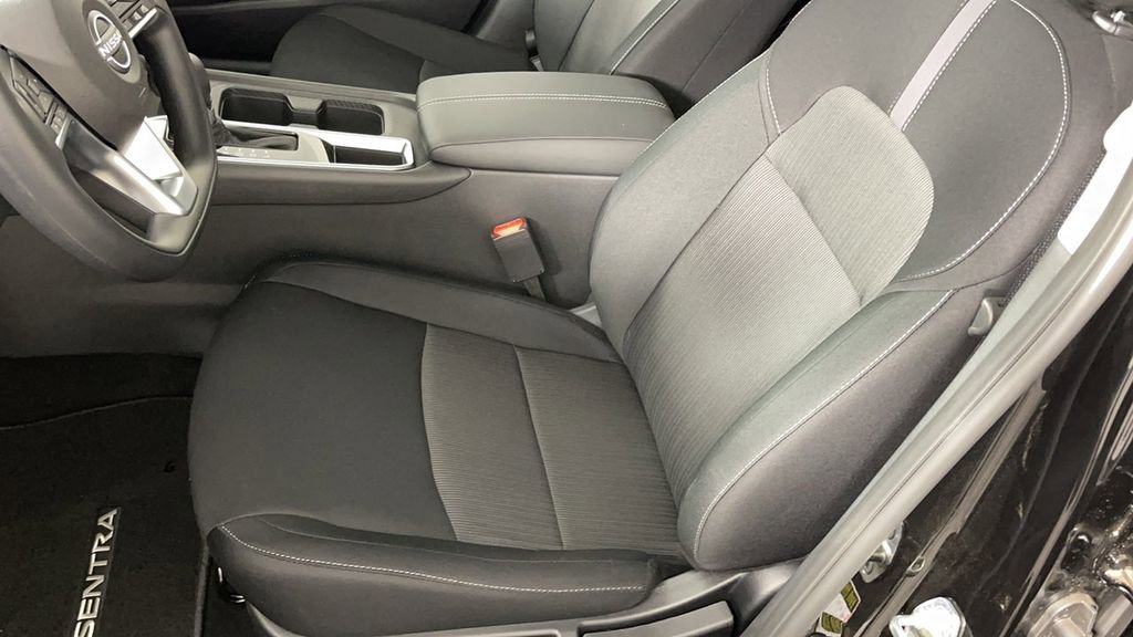 New 2025 Nissan Sentra SV image 12