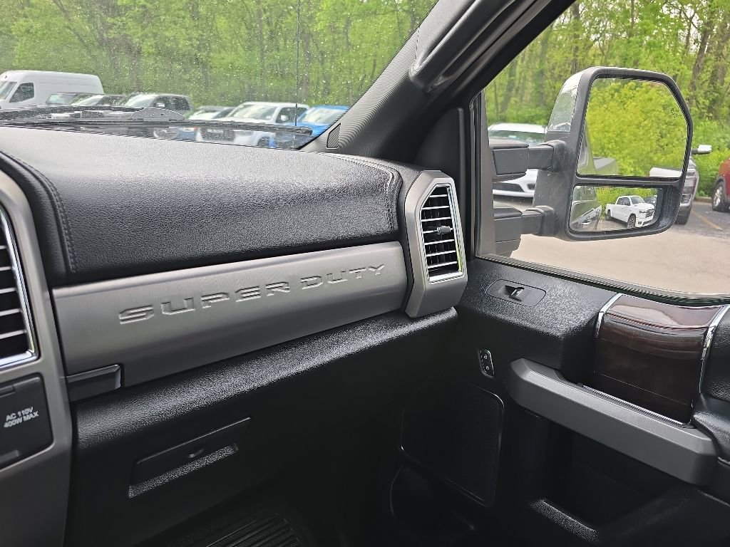 Used 2017 Ford F350 Platinum w/ Platinum Ultimate Package AWD/4WD image 24