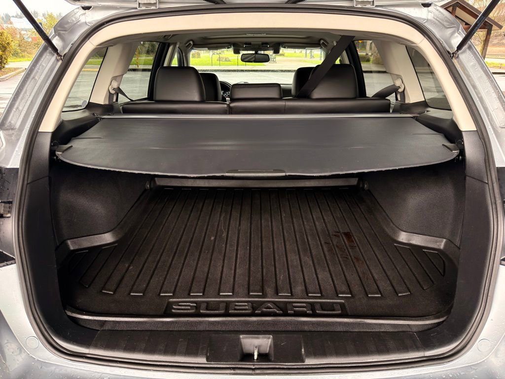 Used 2013 Subaru Outback 2.5i Limited image 26