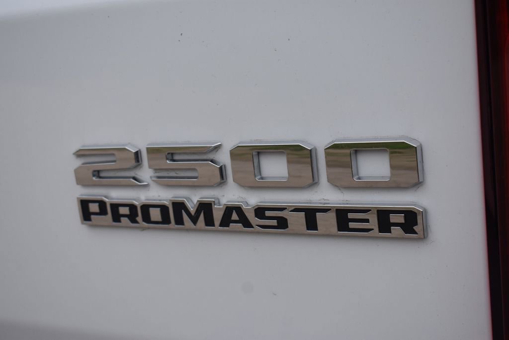 Used 2025 RAM ProMaster 2500 w/ Convenience Group FWD image 15