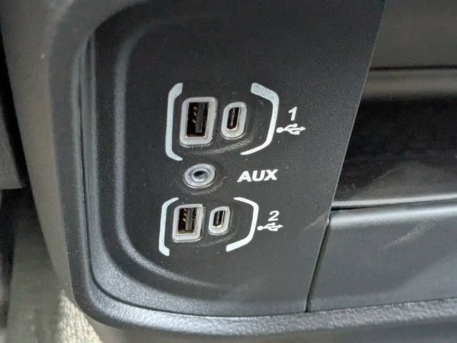 New 2026 RAM 5500 Tradesman w/ Chrome Appearance Group AWD/4WD image 18