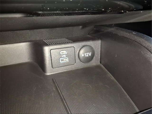 Used 2022 Ford Escape SE image 21