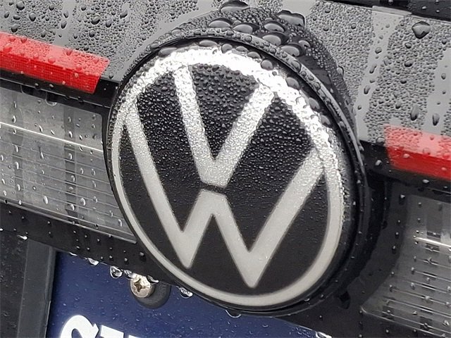 New 2026 Volkswagen Taos SE image 12