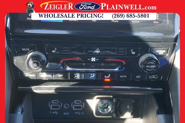 Used 2023 Jeep Grand Cherokee Limited image 24