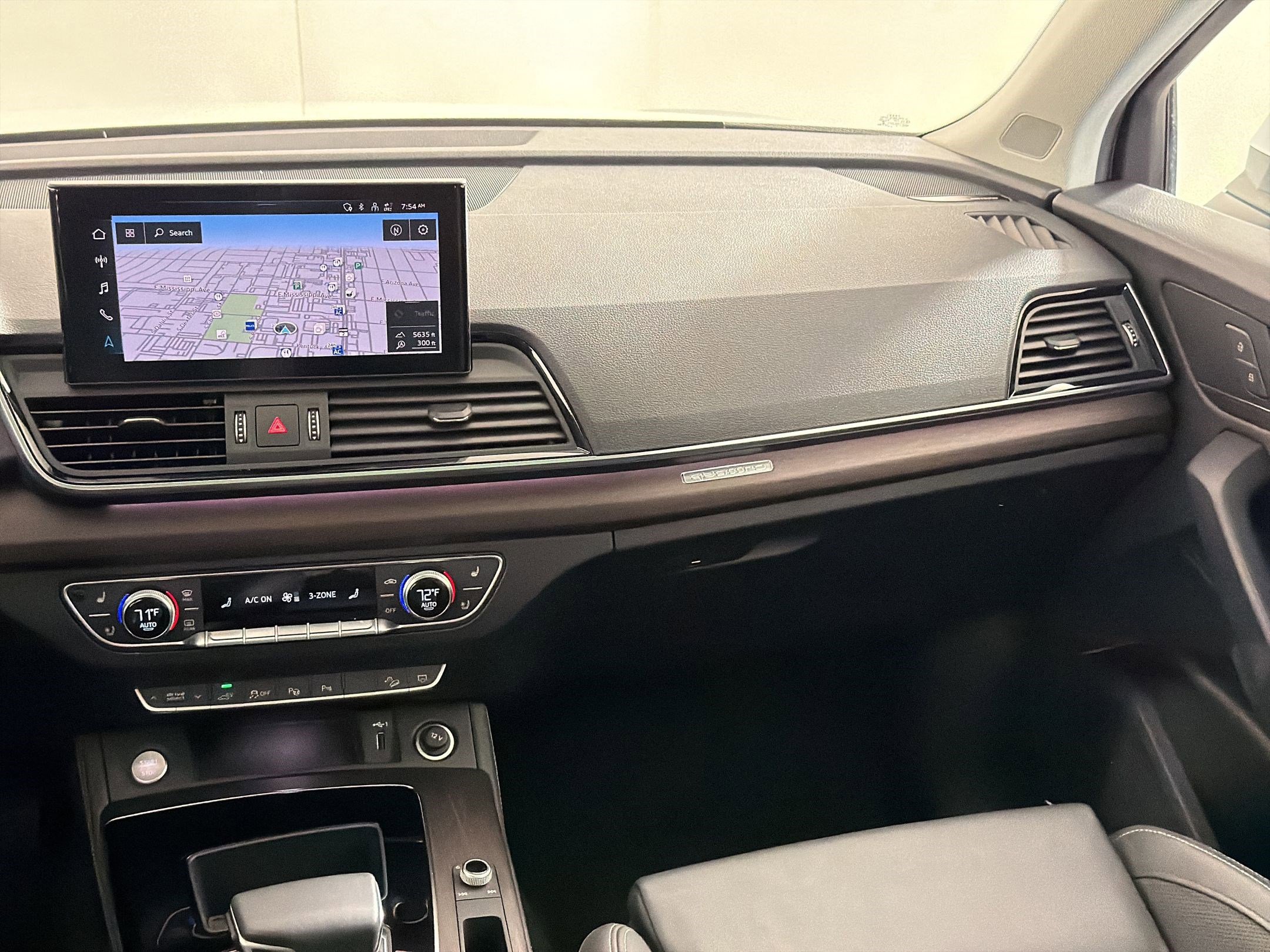 Used 2021 Audi Q5 e Prestige image 29