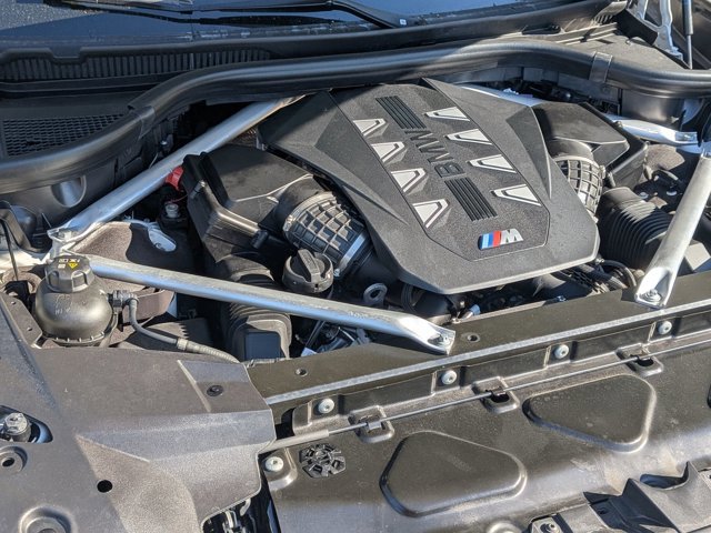 Certified 2025 BMW X7 M60i AWD/4WD image 24