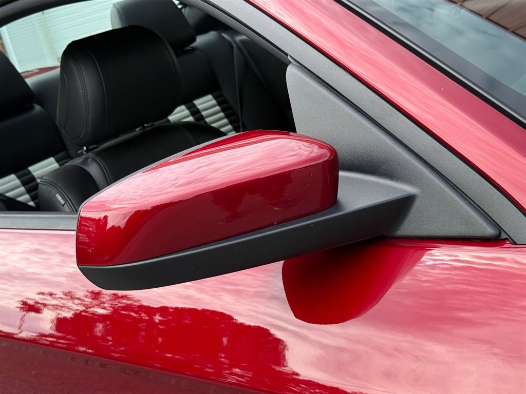 Used 2014 Ford Mustang Shelby GT500 w/ SVT Track Pack image 29