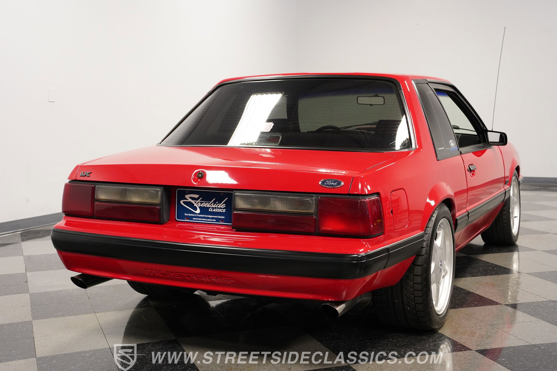 Used 1991 Ford Mustang LX RWD image 11