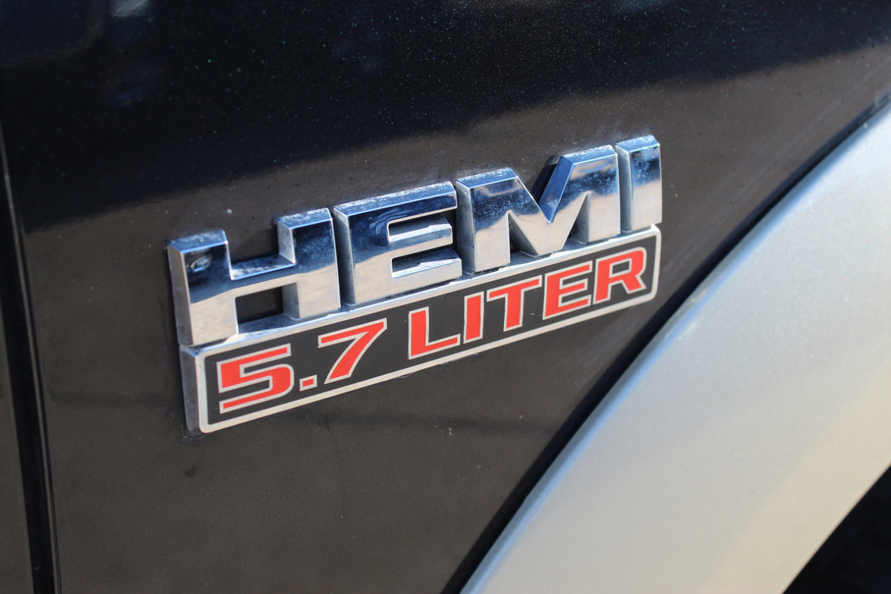 Used 2015 RAM 1500 Laramie Longhorn w/ Convenience Group image 3